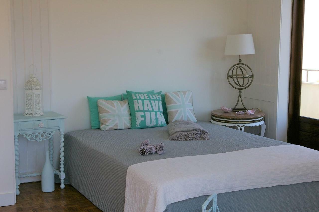 Blue Apartment Parede Beach House Esterno foto