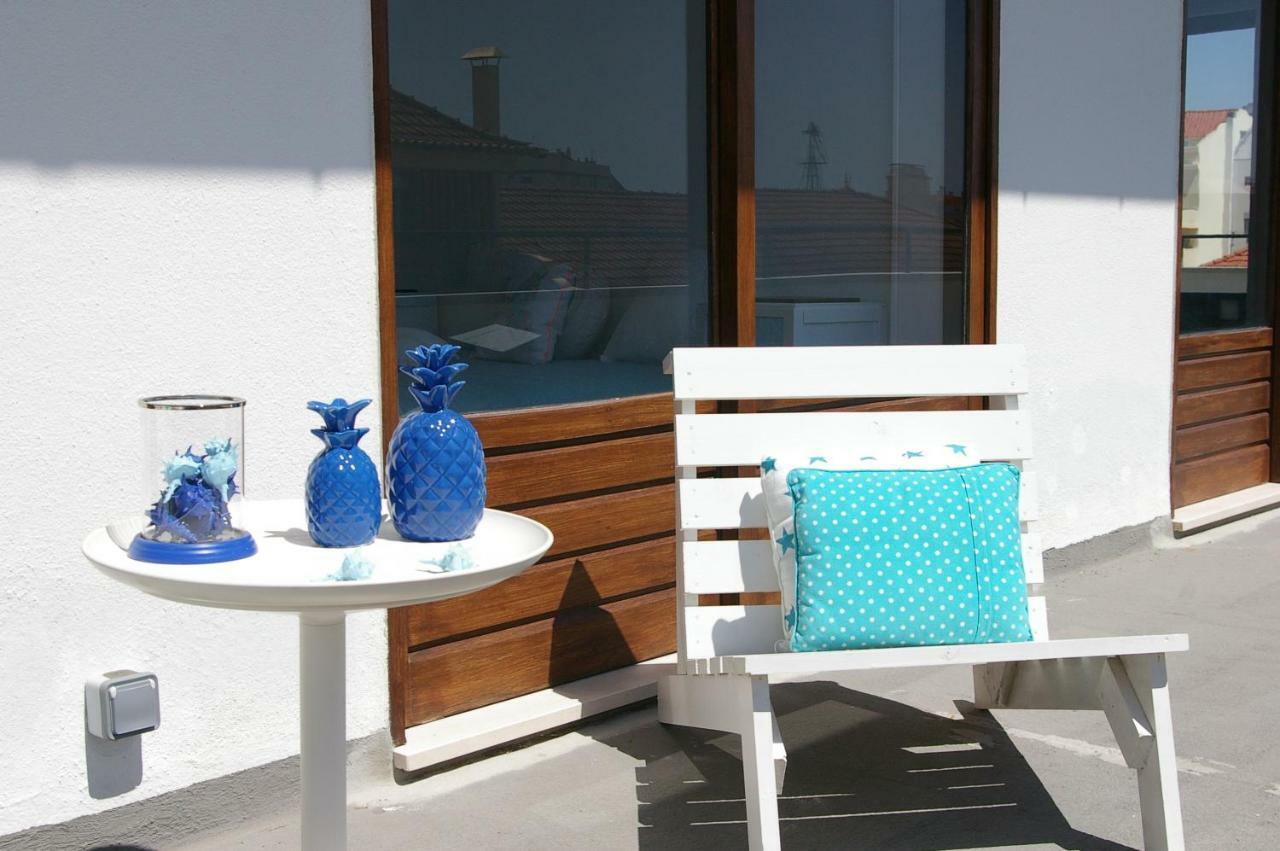 Blue Apartment Parede Beach House Esterno foto