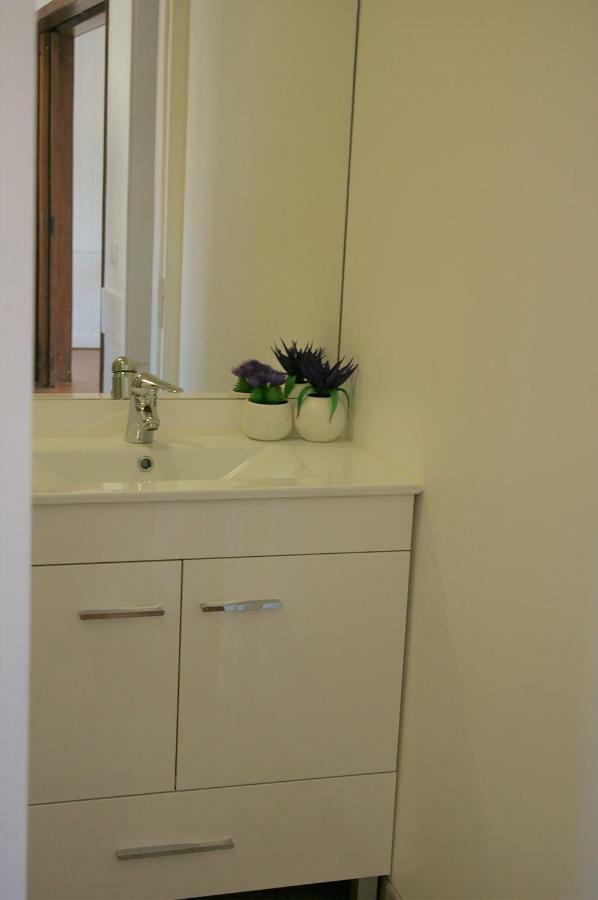 Blue Apartment Parede Beach House Esterno foto